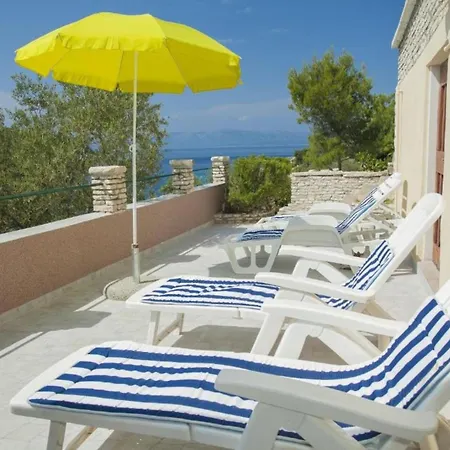 House B - 45m From The Sea