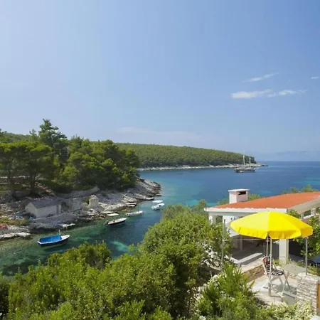 House B - 45m From The Sea